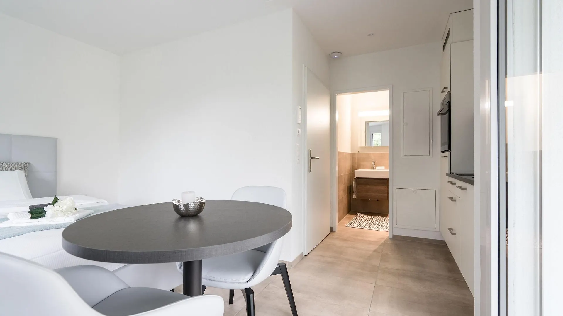 Airport Apartments Bazylea