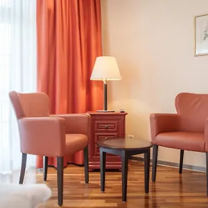 Schweizerhof Hotel